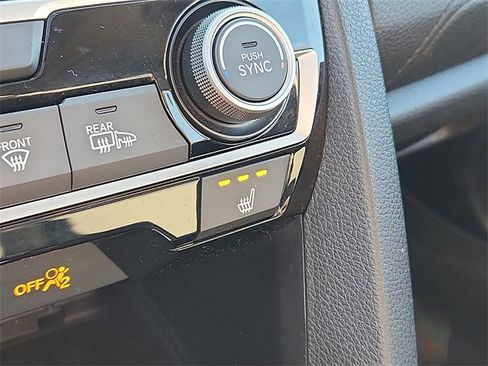 Used 2018 Honda Civic Touring image 27