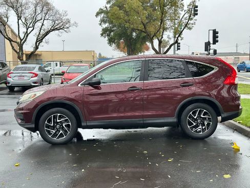 Used 2016 Honda CR-V SE image 4