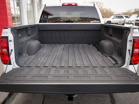 Used 2018 Chevrolet Silverado 1500 LT w/ All Star Edition image 5