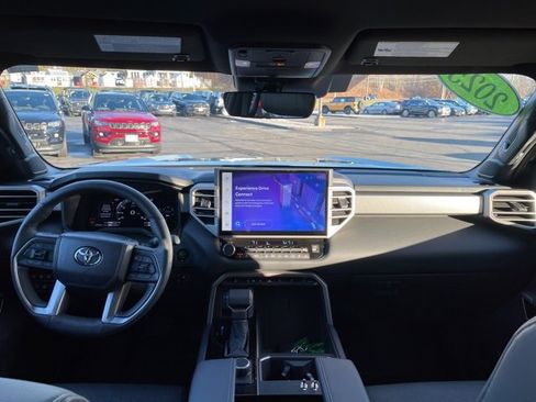 Used 2025 Toyota Tundra Limited image 13