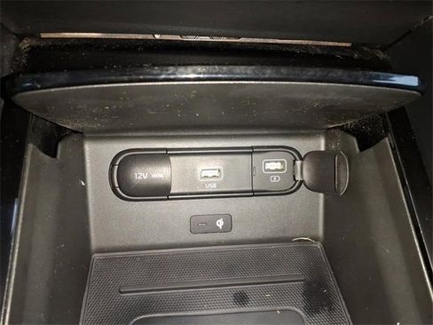 Used 2022 Kia Telluride S image 22