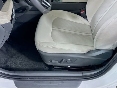 Used 2025 Hyundai Sonata SEL FWD image 19