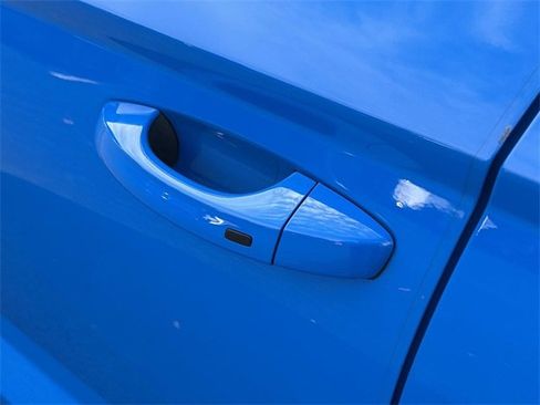 Used 2023 Volkswagen Taos SE image 14