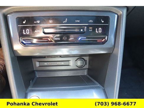 Used 2024 Volkswagen Tiguan SE R-Line AWD/4WD image 16