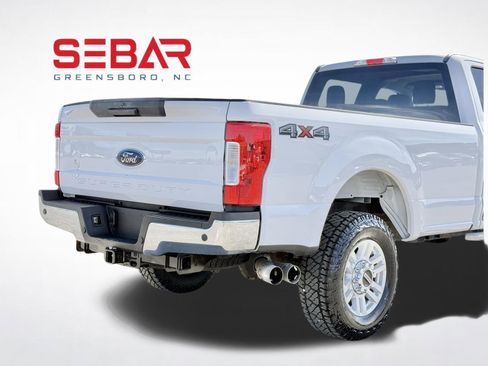 Used 2019 Ford F250 XLT w/ XLT Value Package image 3