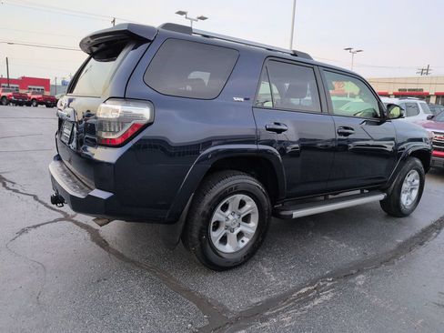 Certified 2024 Toyota 4Runner SR5 Premium w/ Moonroof Package AWD/4WD image 5