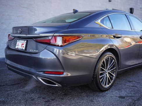 Used 2023 Lexus ES 350 w/ Premium Package image 14