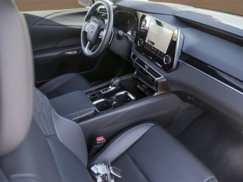 Used 2024 Lexus RX 350 FWD image 32