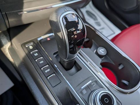 Used 2018 Maserati Ghibli S RWD image 41