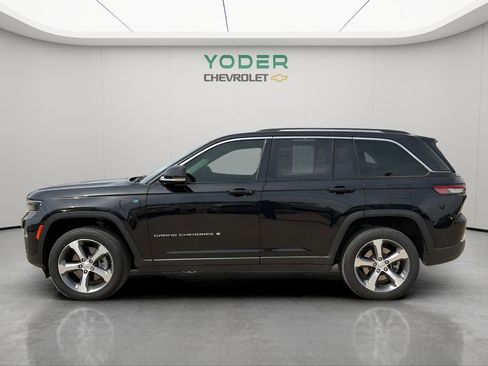 Used 2024 Jeep Grand Cherokee Limited 4xe image 13