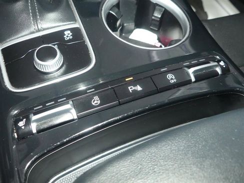 Used 2018 Kia Stinger image 38