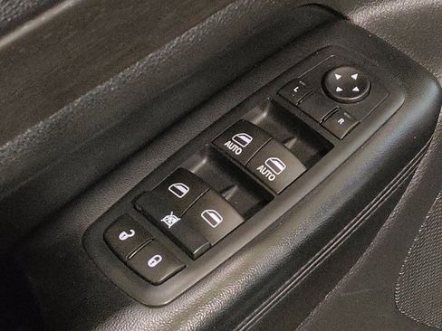 Used 2016 Jeep Grand Cherokee Laredo w/ Quick Order Package 23E image 27