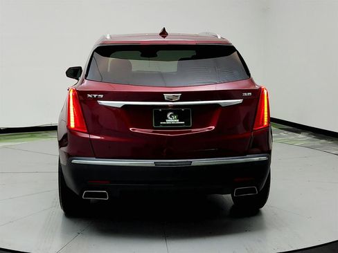 Used 2018 Cadillac XT5 Luxury w/ Driver Awareness Package image 6