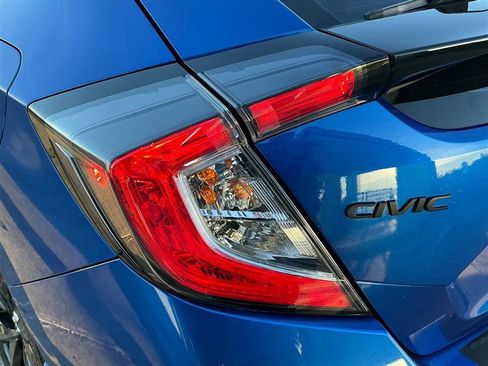 Used 2018 Honda Civic Sport Touring image 19