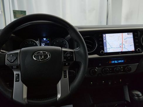 Certified 2021 Toyota Tacoma Limited AWD/4WD image 25