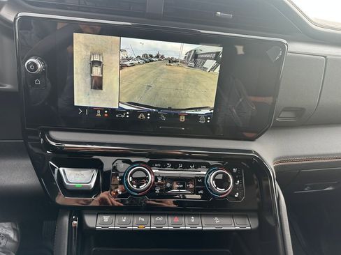 New 2026 GMC Sierra 2500 AT4 w/ AT4 Premium Plus Package image 23