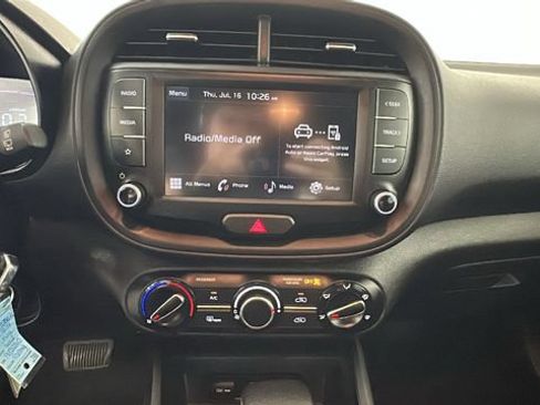 Used 2024 Kia Soul LX w/ Option Group 015 FWD image 22