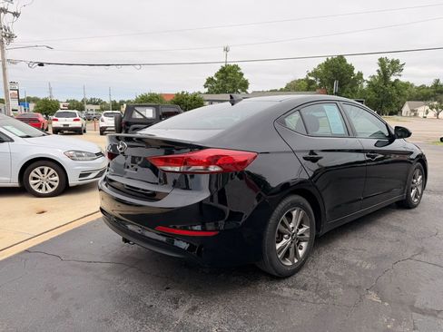 Used 2018 Hyundai Elantra SEL FWD image 5