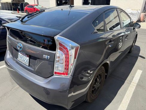 Used 2015 Toyota Prius Three FWD image 5
