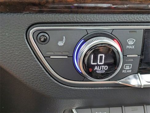 Used 2018 Audi Q5 2.0T Premium w/ Convenience Package image 24