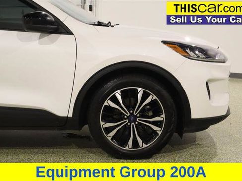 Used 2022 Ford Escape SE w/ SE Sport Appearance Package FWD image 10