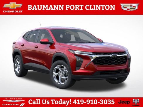 New 2026 Chevrolet Trax LS FWD image 1