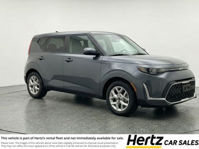 Used 2025 Kia Soul LX w/ LX Technology Package