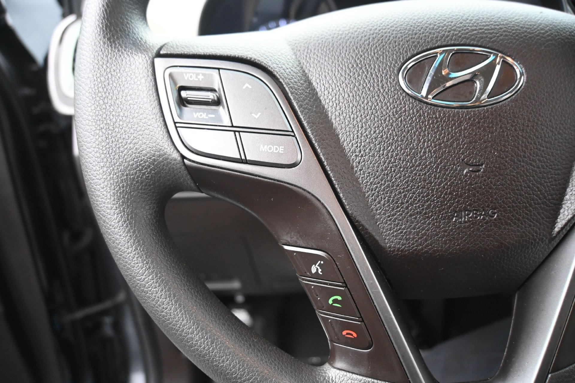 Used 2018 Hyundai Santa Fe Sport w/ 2.4L Value Package 02 FWD image 22