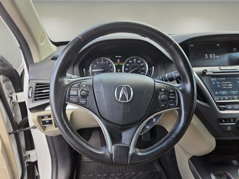 Used 2018 Acura MDX SH-AWD image 16