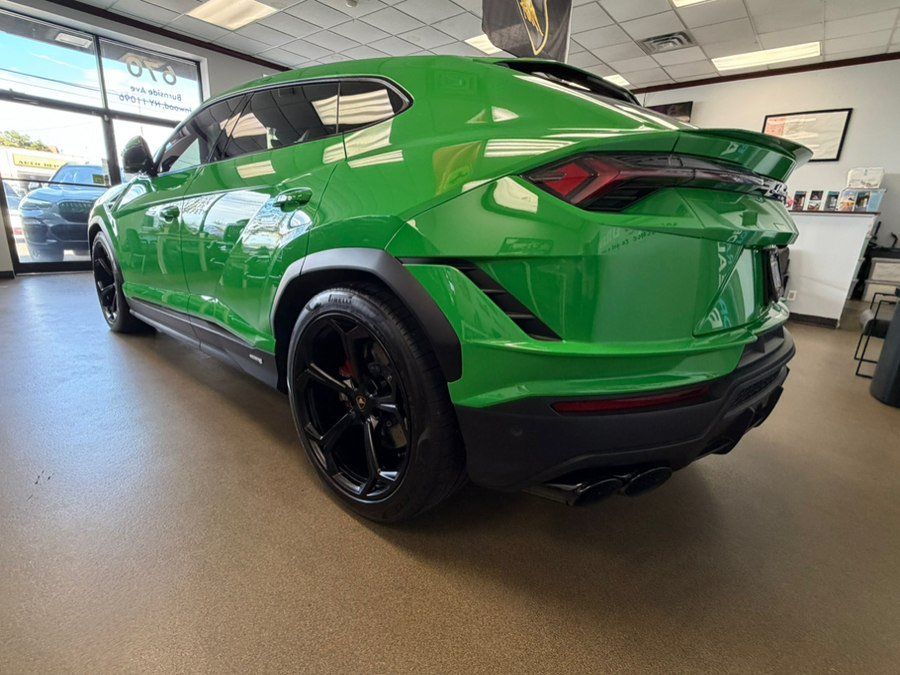 Used 2023 Lamborghini Urus S AWD/4WD image 17