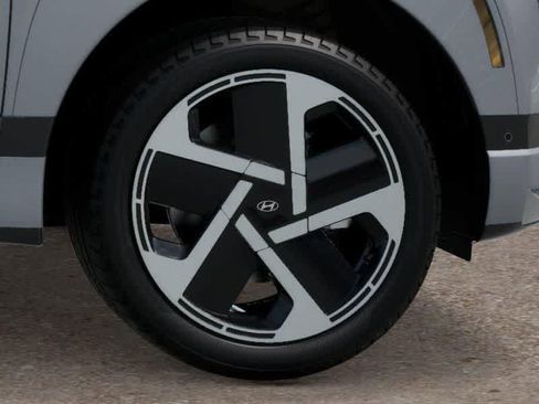 New 2026 Hyundai Ioniq 9 Calligraphy image 8