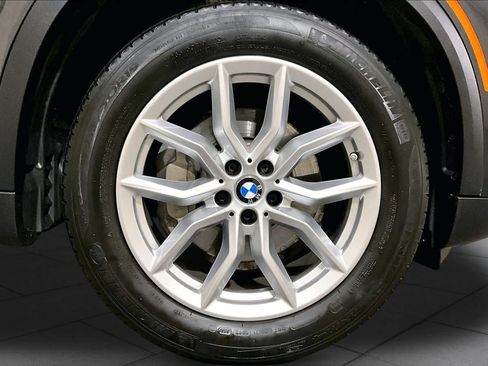 Used 2023 BMW X5 xDrive40i AWD/4WD image 10