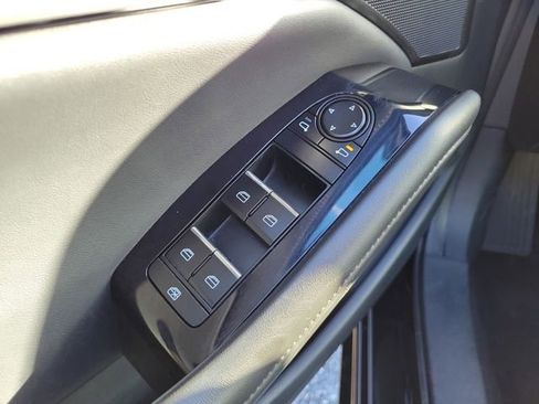 Used 2024 MAZDA MAZDA3 s image 22