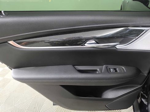 Used 2021 Cadillac XT5 Premium Luxury image 29