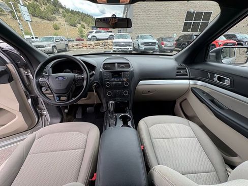 Used 2018 Ford Explorer 4WD image 4
