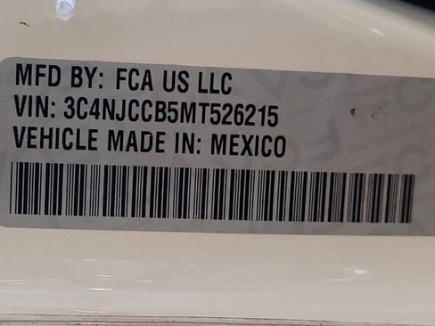 Used 2021 Jeep Compass Limited image 33