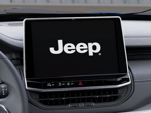 New 2026 Jeep Compass Latitude AWD/4WD image 19