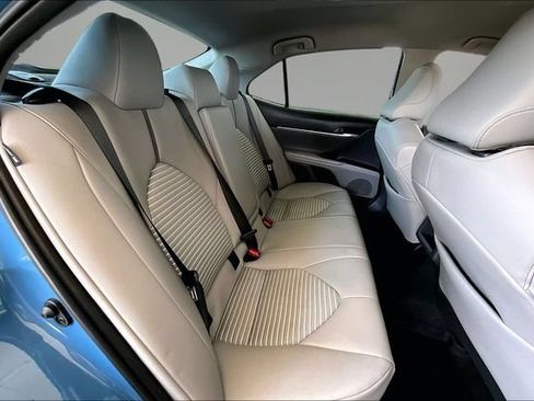 Used 2024 Toyota Camry SE w/ Convenience Package FWD image 20
