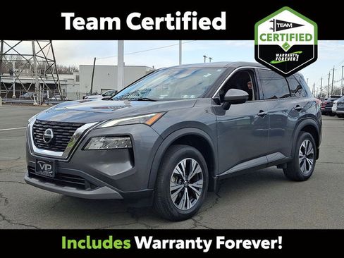 Used 2021 Nissan Rogue SV image 1