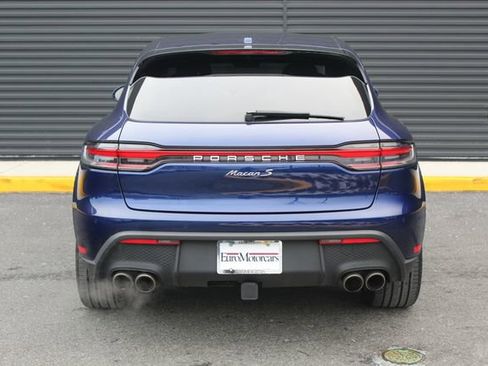 Certified 2022 Porsche Macan S image 7