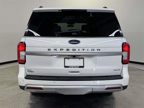 Used 2024 Ford Expedition Max XLT image 6