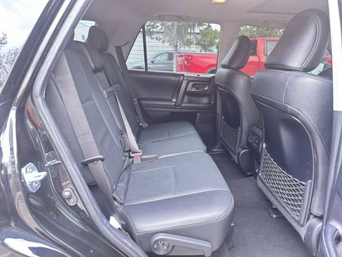 Used 2021 Toyota 4Runner Limited AWD/4WD image 18