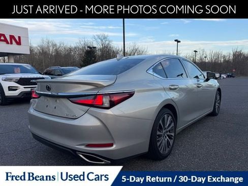 Used 2021 Lexus ES 350 w/ Premium Package image 8