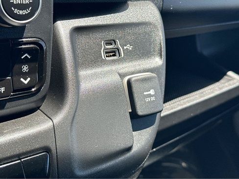 Used 2023 RAM ProMaster 3500 FWD image 28