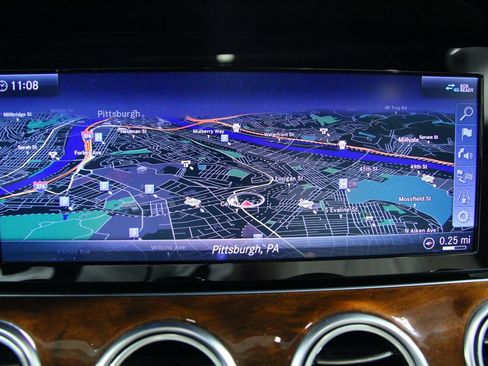 Certified 2019 Mercedes-Benz E 300 4MATIC image 13