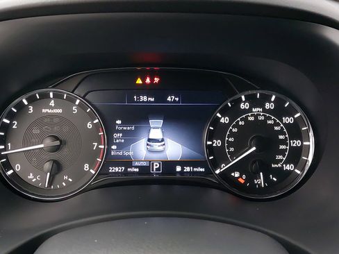 Used 2024 INFINITI QX80 Premium Select w/ Cargo Package image 23