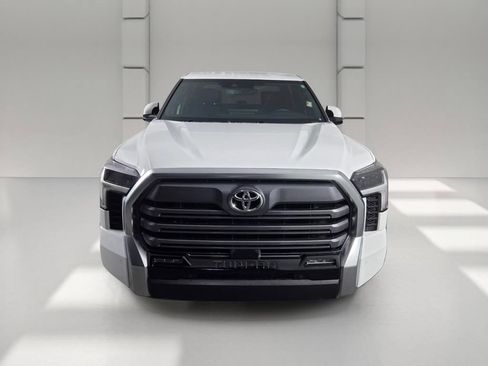 Used 2025 Toyota Tundra Limited AWD/4WD image 3