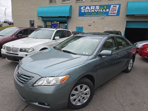 Used 2007 Toyota Camry XLE FWD image 4