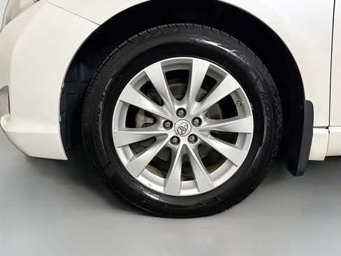 Used 2014 Toyota Venza LE w/ LE Convenience Package AWD/4WD image 29
