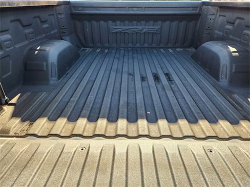 Used 2024 Chevrolet Silverado 1500 ZR2 w/ Technology Package image 32